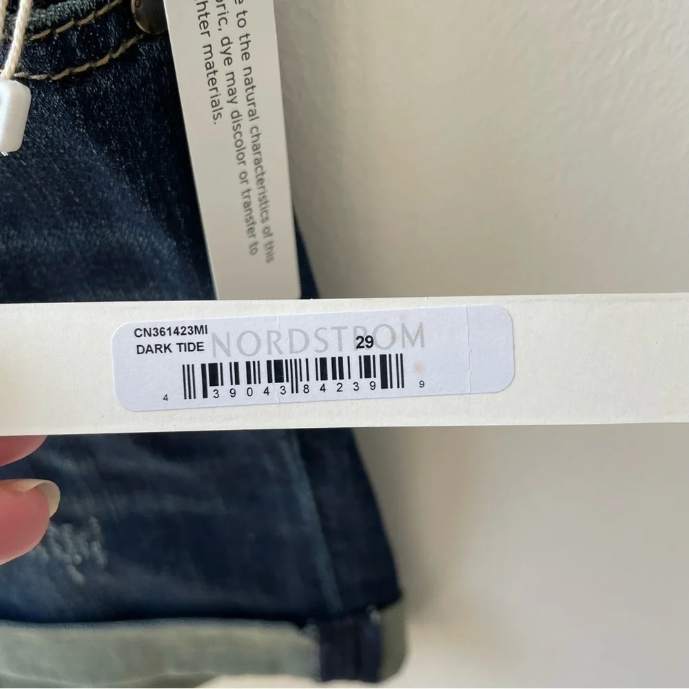 NWT Caslon (Nordstrom) Denim Boyfriend Shorts, Women’s Size 29 - Picture 7 of 11